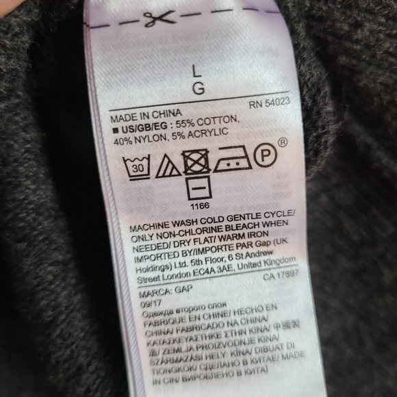 Women's GAP sweater - Picture 5 of 5